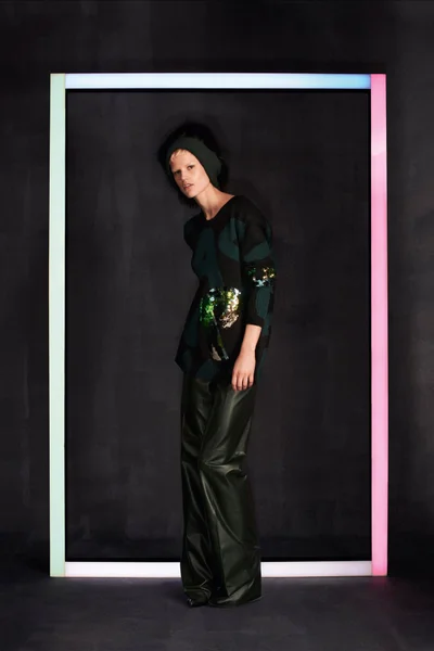 Look 1